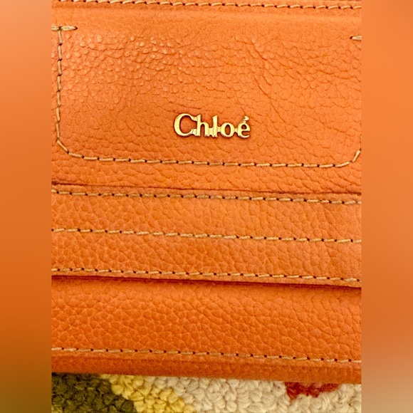 Full Inclusion Chloe Peacock Orange Pebbled Paraty Zippy Wallet - Picture 7 of 16